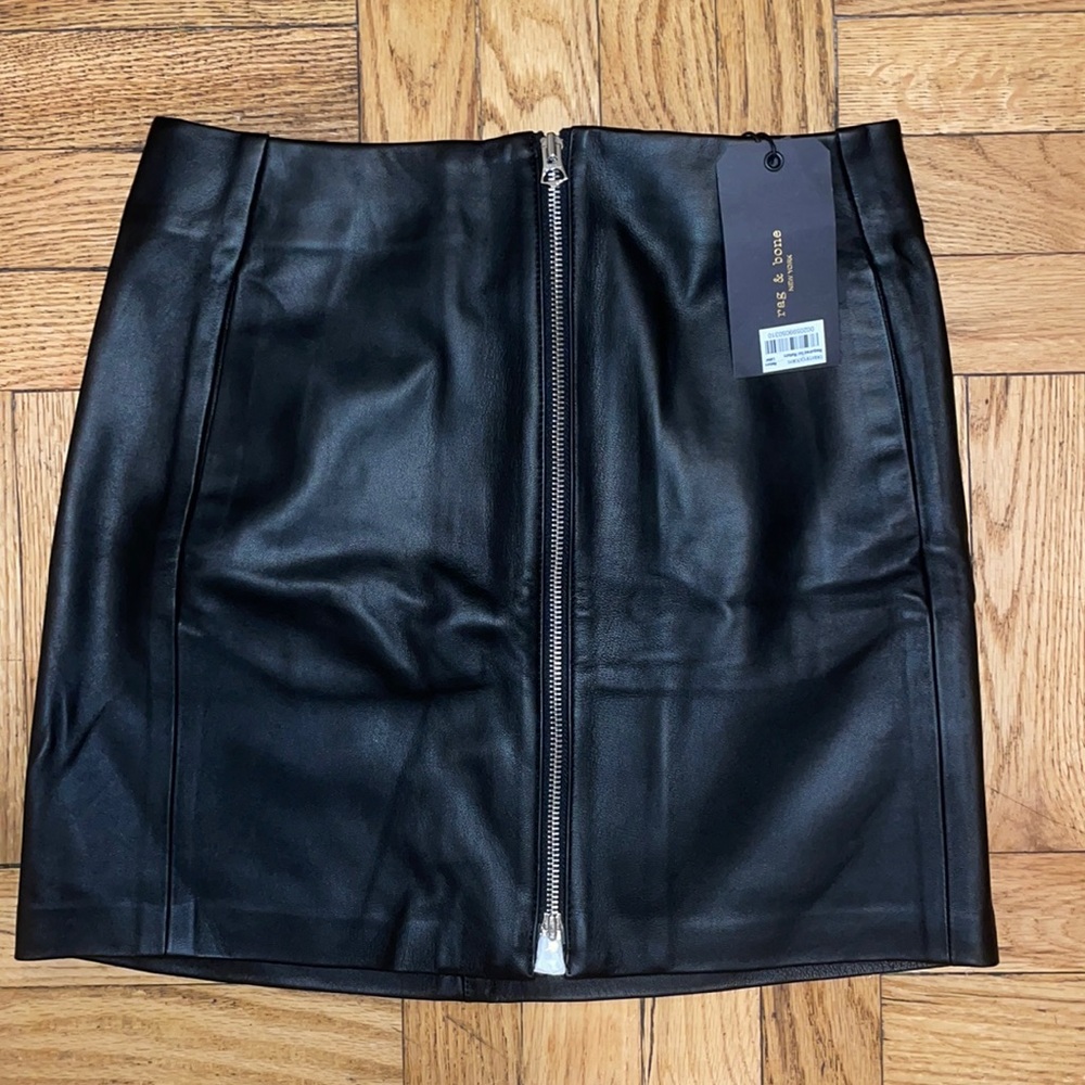 Black heidi leather skirt